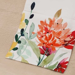 Collezione Briseide – Il runner che porta poesia, fiori e mito sulla tua tavola