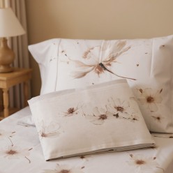 Set letto matrimoniale Ismene in raso di cotone con stampa floreale, stile elegante e raffinato by LeMoire Home