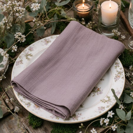 Tovaglioli in stoffa 45x45 cm fatti a mano in Italia color malva, perfetti per uno stile romantico