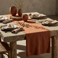 Segesta: il runner da tavola terracotta che racconta la Sicilia
