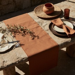 Segesta: il runner da tavola terracotta che racconta la Sicilia