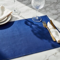 Tovagliette americane blu intenso, stile elegante e versatile. Collezione Doris