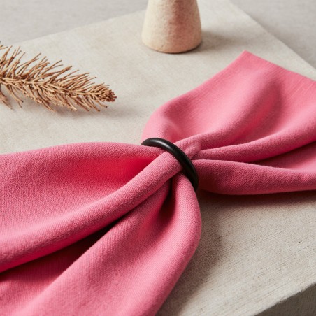 Tovaglioli in cotone rosa Collezione Clio: un colore che vibra di carattere e delicatezza