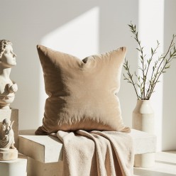Cuscino arredo beige in velluto - linea Calliope