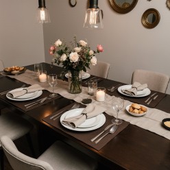 Tovagliette americane 35x50 cm in tinta unita marrone realizzate in 100% cotone. Eleganti, collezione Dike firmata Lemoire Home