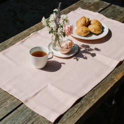 Collezione Hera – Tovagliette rosa cipria per la tua tavola poetica
