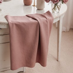 Malva tenue, stile deciso – Canovaccio elegante e senza tempo Andromaca