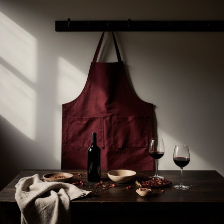 Grembiule bordeaux Fedra: eleganza silenziosa e calore senza tempo