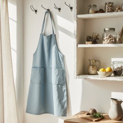 Grembiule celeste chiaro Valle dei Templi: leggerezza e armonia classica in cucina