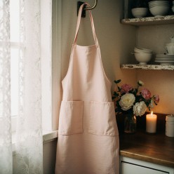 Grembiule rosa chiaro Hera 100% cotone: dolcezza e stile in cucina