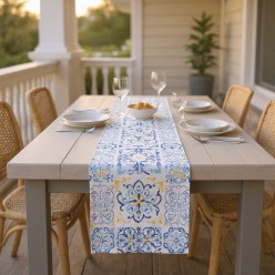 Runner da tavola mediterraneo con maioliche – collezione Scilla lemoire home allestimento