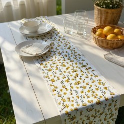 Talia - Runner shabby provenzale con fiorellini delicati – Made in Italy