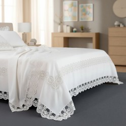 Collezione Elisia: il coordinato letto in lino e pizzo perfetto per il tuo corredo