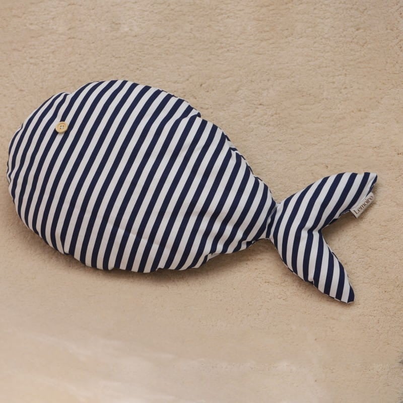 Cuscino decorativo realizzato a mano in Italia tema Mare blu e bianco