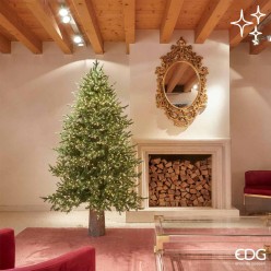 Pino Luxury Nature 210 cm EDG  – l’albero di Natale che illumina