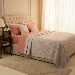 Copriletto jacquard matrimoniale Rodi – Eleganza in rilievo Made in Italy