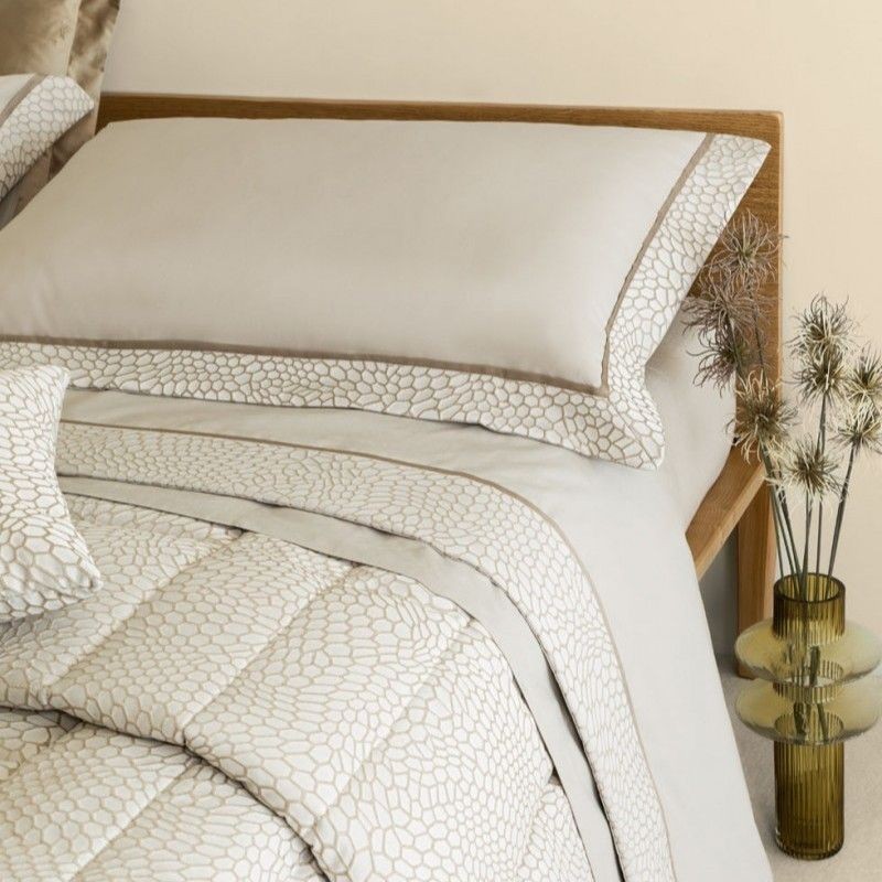 Copriletto matrimoniale jacquard collezione Nàiadi - Argilla Copriletto matrimoniale jacquard collezione Nàiadi - Argilla