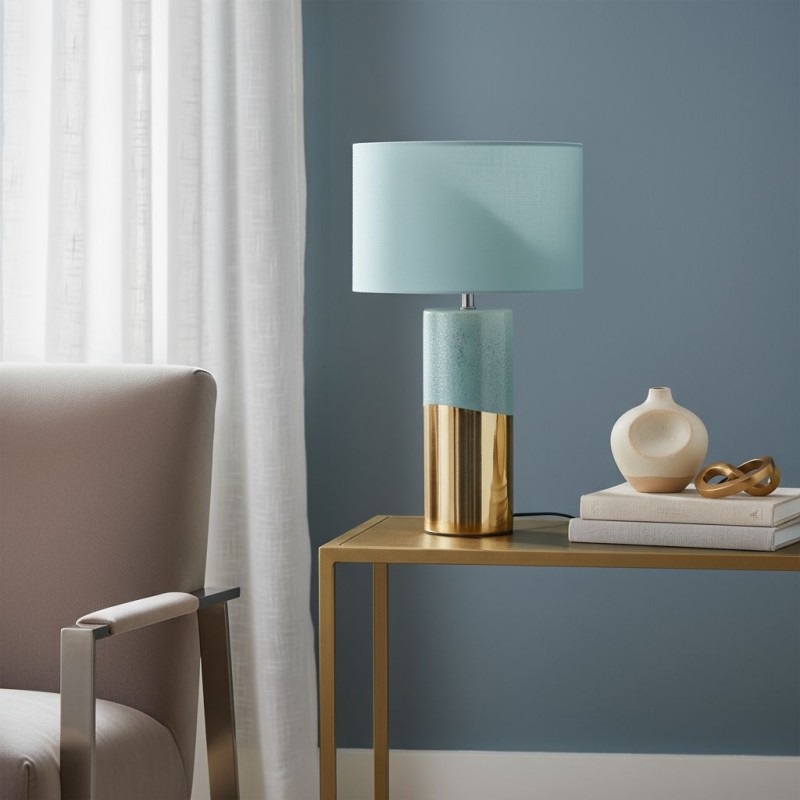 Lampada da Tavolo in Ceramica | Pavone e Oro: Design di Carattere